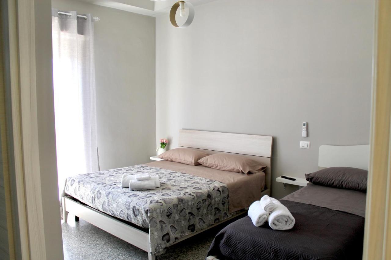 Charm Airport Bed & Breakfast เรจโจ ดี คาลาเบีย ภายนอก รูปภาพ