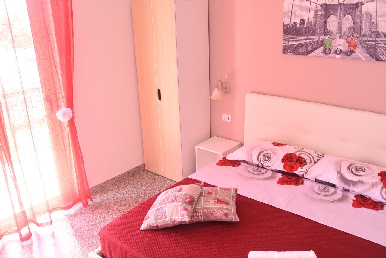 Charm Airport Bed & Breakfast เรจโจ ดี คาลาเบีย ภายนอก รูปภาพ