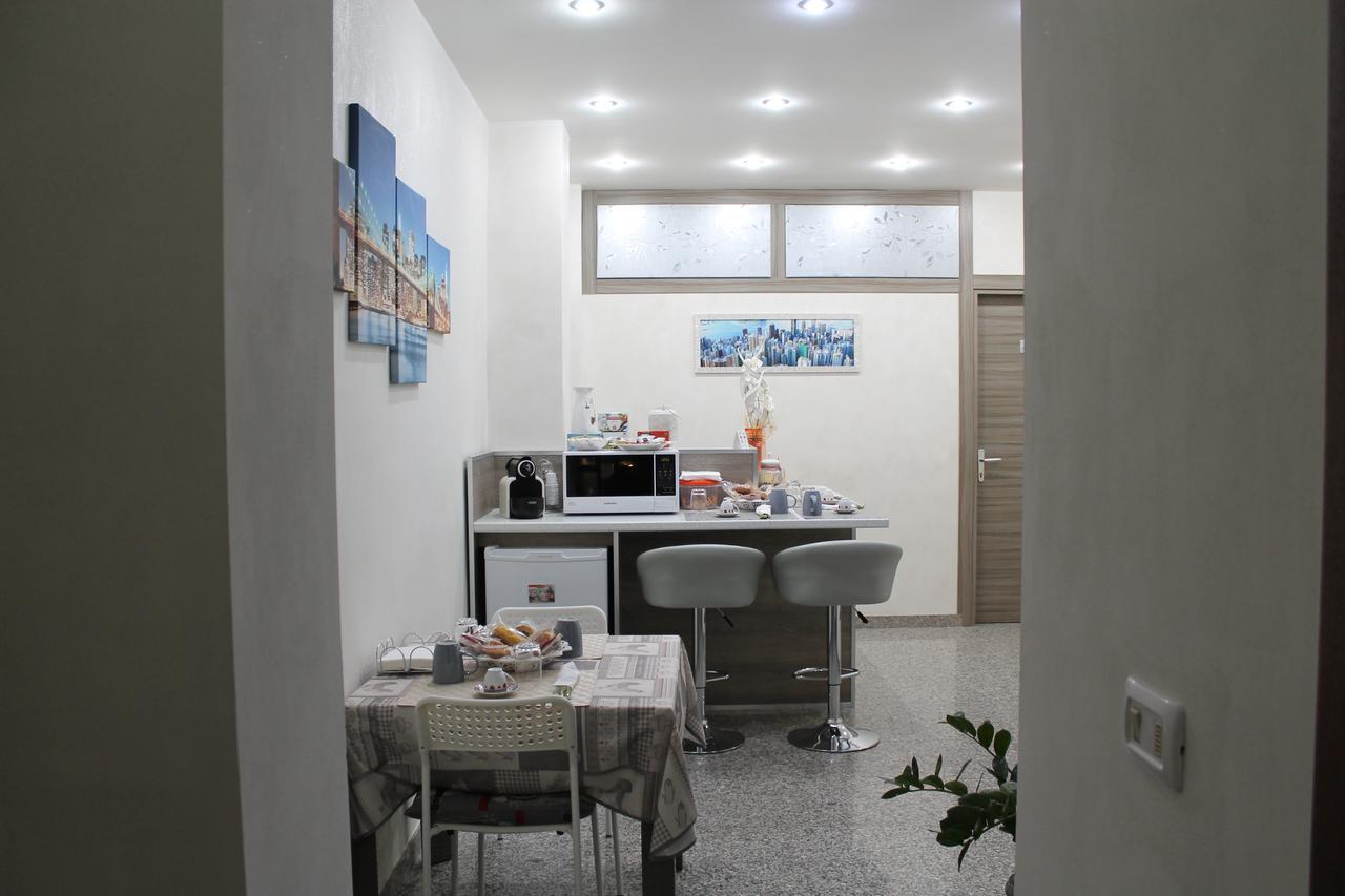 Charm Airport Bed & Breakfast เรจโจ ดี คาลาเบีย ภายนอก รูปภาพ