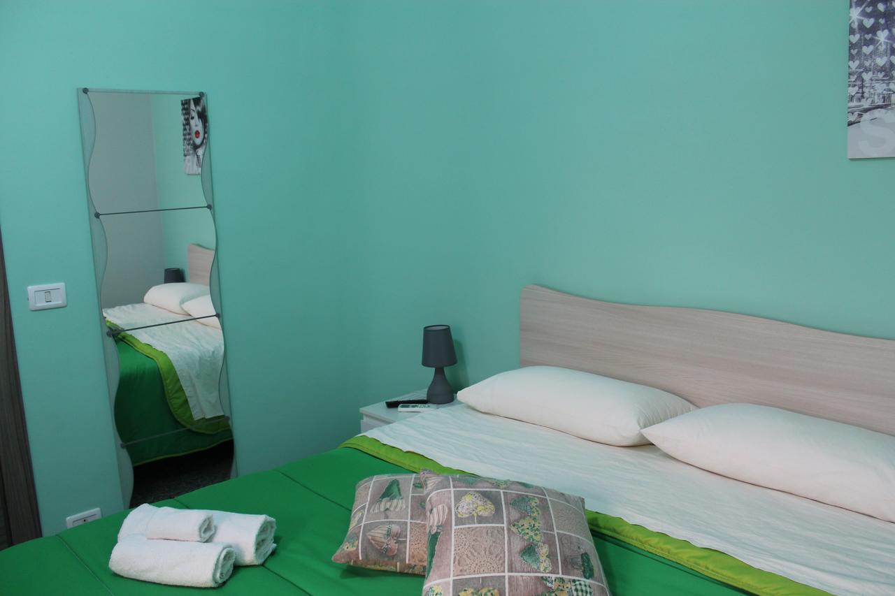 Charm Airport Bed & Breakfast เรจโจ ดี คาลาเบีย ภายนอก รูปภาพ