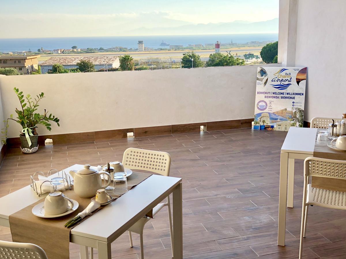Charm Airport Bed & Breakfast เรจโจ ดี คาลาเบีย ภายนอก รูปภาพ