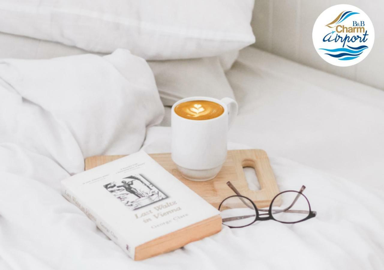 Charm Airport Bed & Breakfast เรจโจ ดี คาลาเบีย ภายนอก รูปภาพ