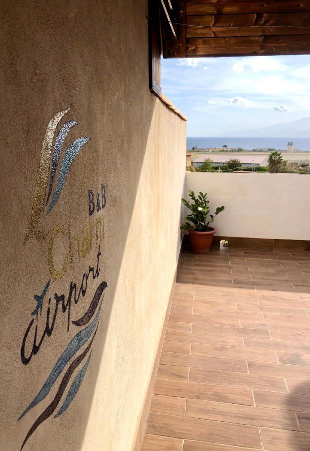 Charm Airport Bed & Breakfast เรจโจ ดี คาลาเบีย ภายนอก รูปภาพ